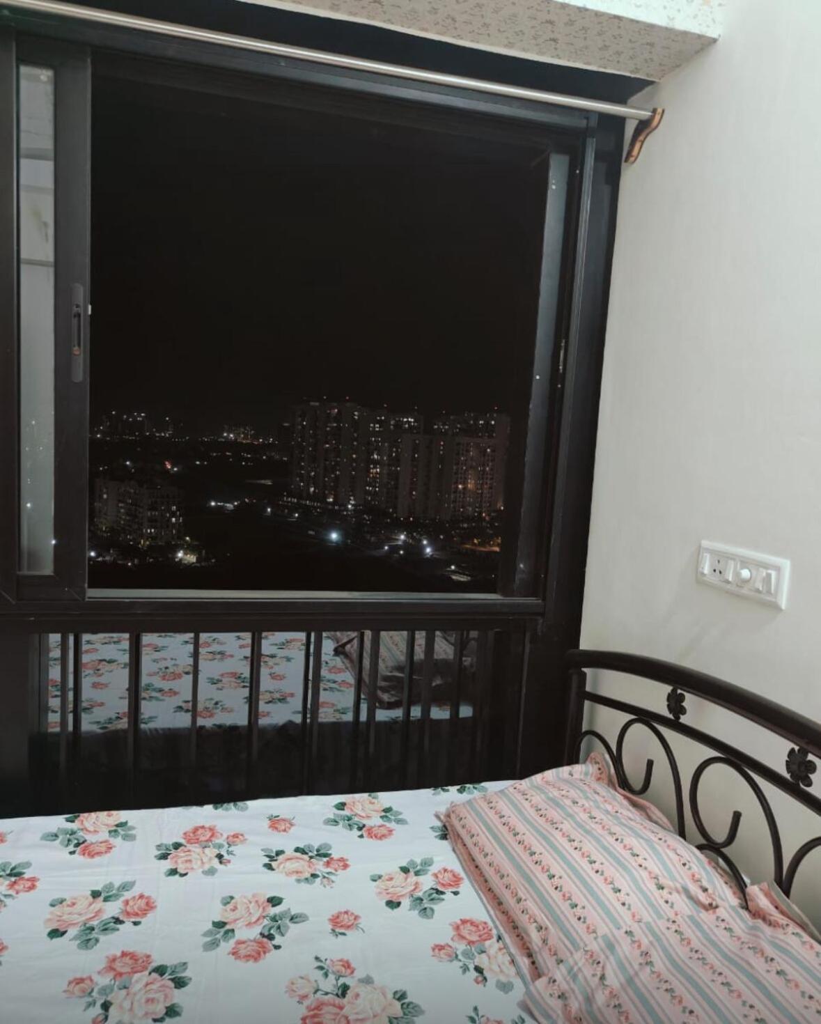 Sonyas Riverside Haven 21 1bhk Near Eon It Park *